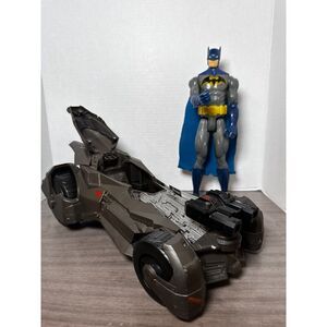 DC Comics Batman Action Figure with Transforming Batmobile Vehicle Lot